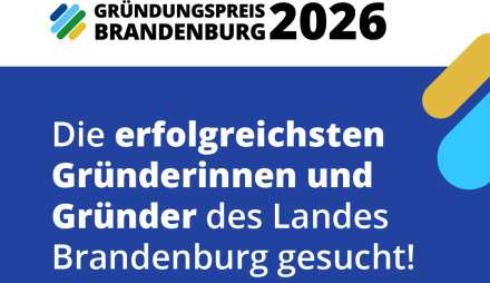 Logo des Preises und Bewerbungsaufruf auf blauem Hintergrund