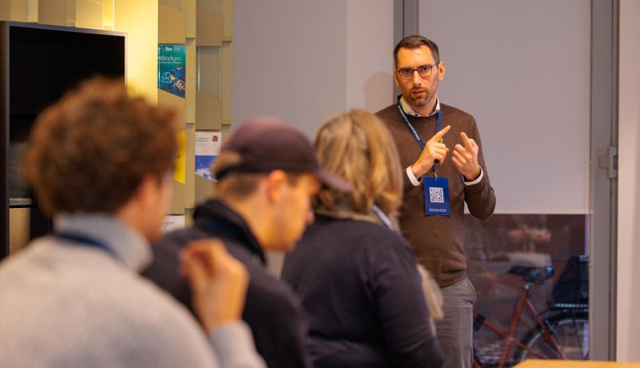 Eike Herbst beim Vortrag "Städtische Förderprogramme"