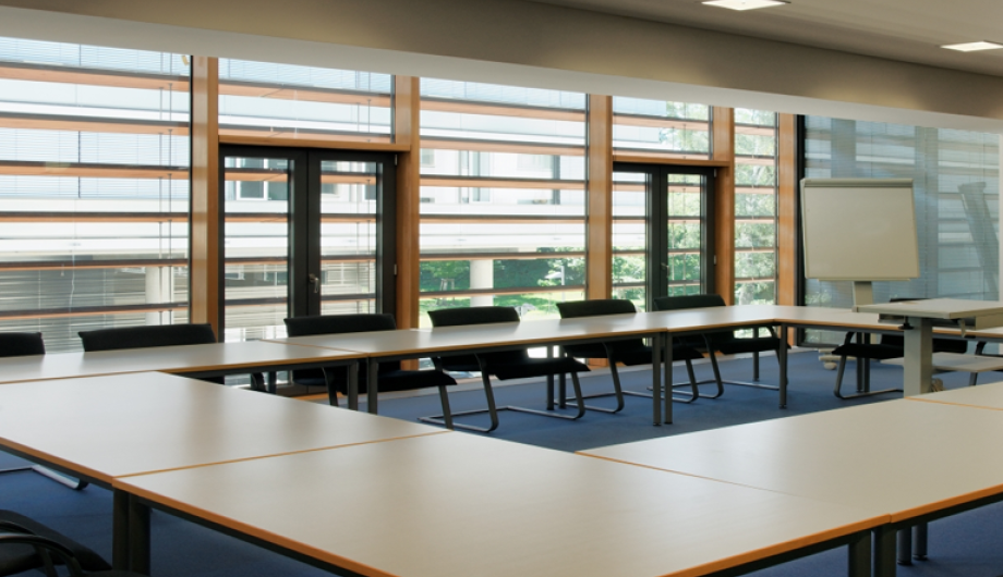 Seminarraum im Potsdamer Centrum für Technologie (PCT)