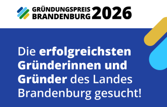 Logo des Preises und Bewerbungsaufruf auf blauem Hintergrund